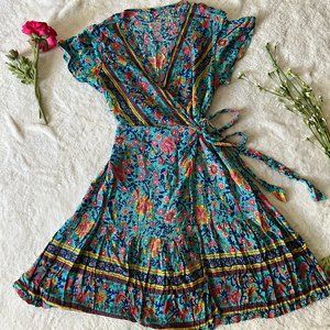 Cupshe | Wrap Dress with Blue Floral Pattern | M | LIKE NEW